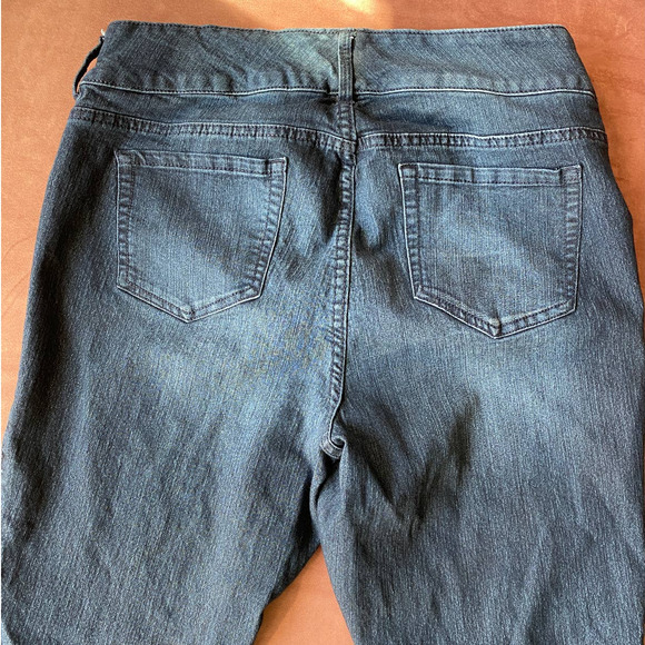 Torrid jeggings, Basin wash, size 16R. - Picture 5 of 5